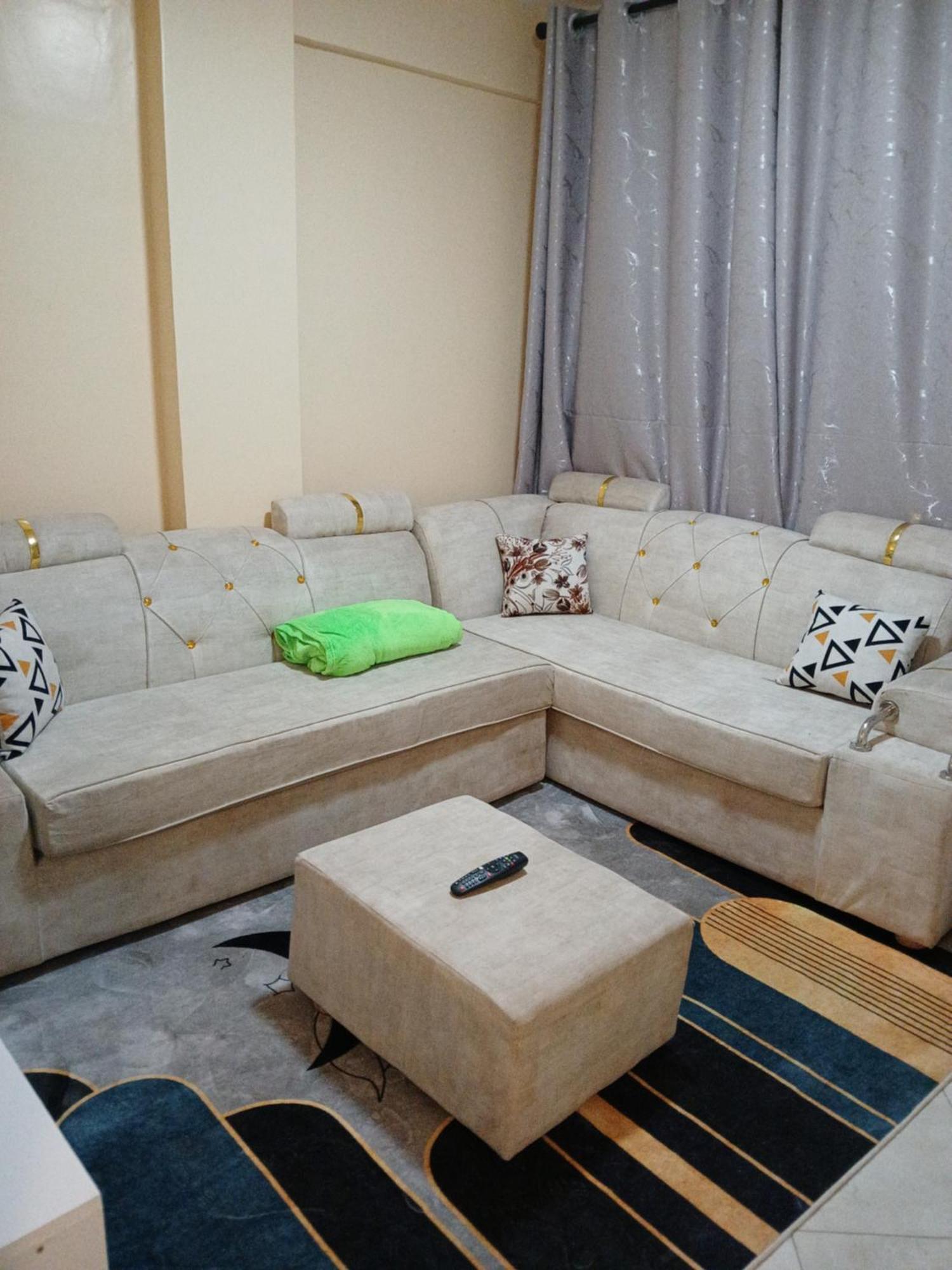 Carlyle Comfort Home Thika Bagian luar foto